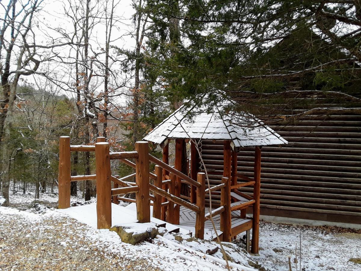 Cherokee Mountain Log Cabins Eureka Springs Kültér fotó
